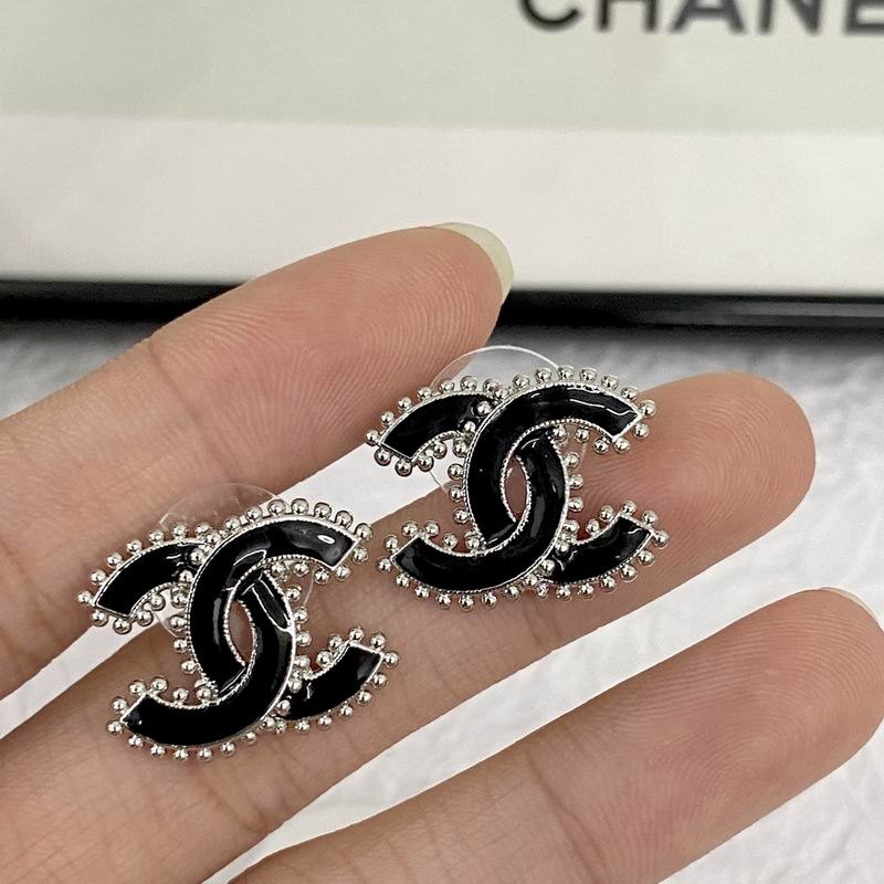 Chanel Earring 08yxq90 (3)