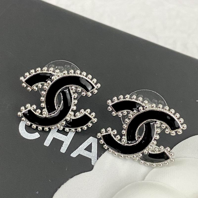 Chanel Earring 08yxq90 (6)