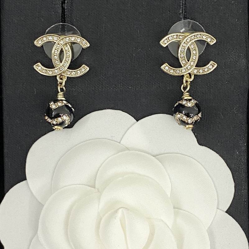 Chanel Earring 08yxq92 (5)