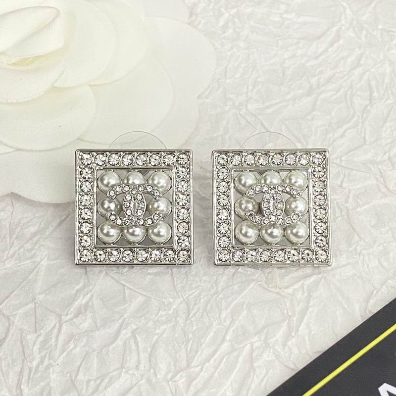 Chanel Earring 08yxq97 (2)