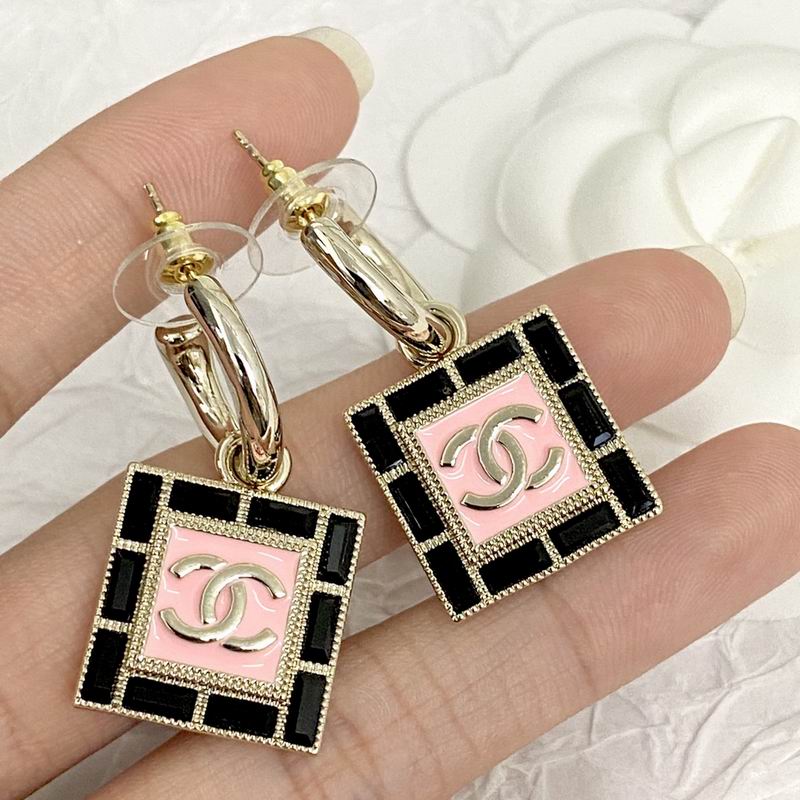 Chanel Earring 09yxq29 (3)