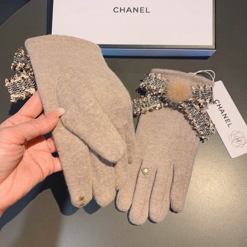 Chanel Gloves 46 (10)