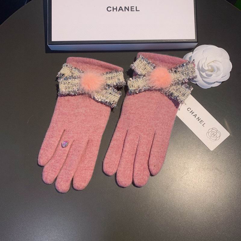 Chanel Gloves 46 (20)