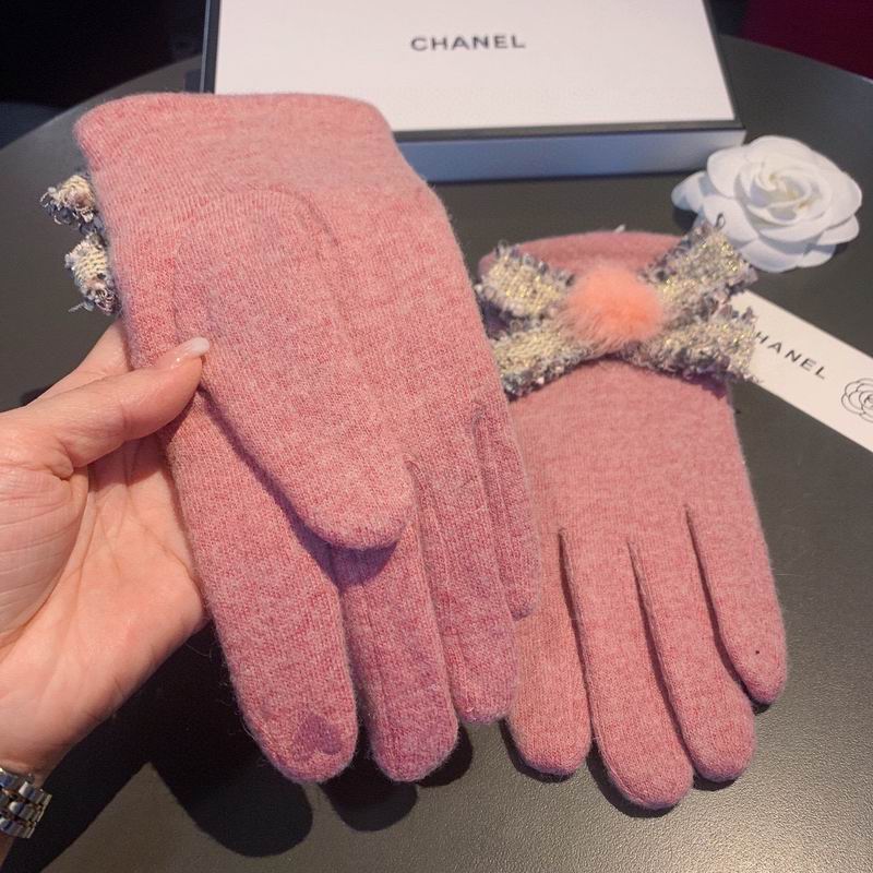 Chanel Gloves 46 (21)