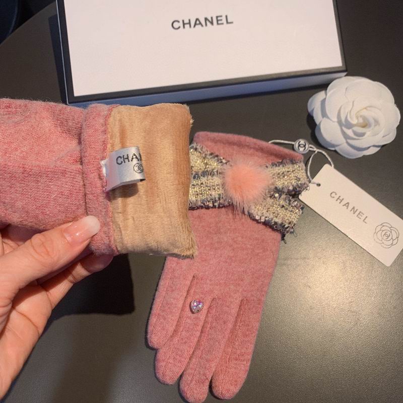 Chanel Gloves 46 (23)
