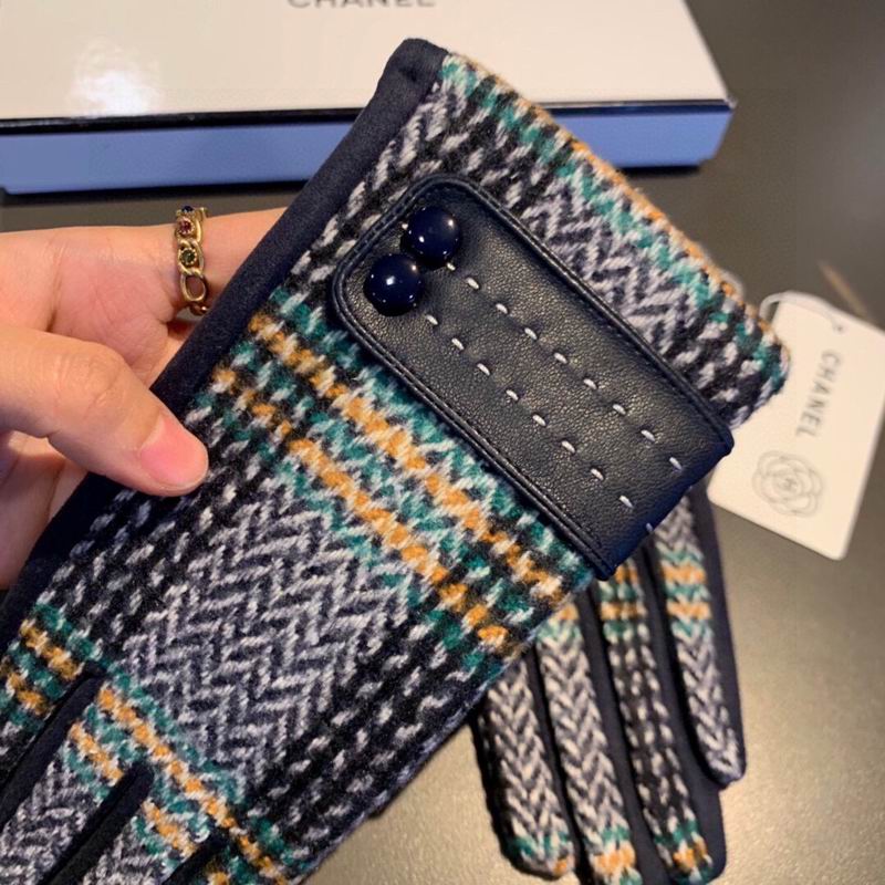 Chanel Gloves 47 (25)