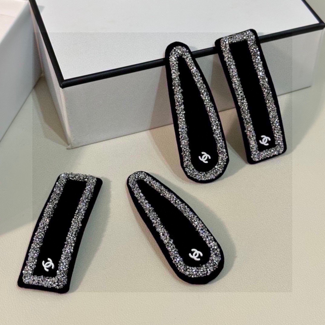 Chanel Hairpin (54)