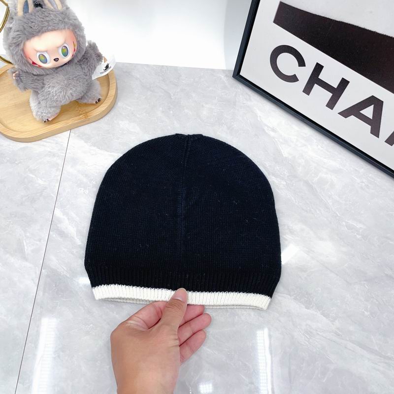 Chanel Hat dx (1803)