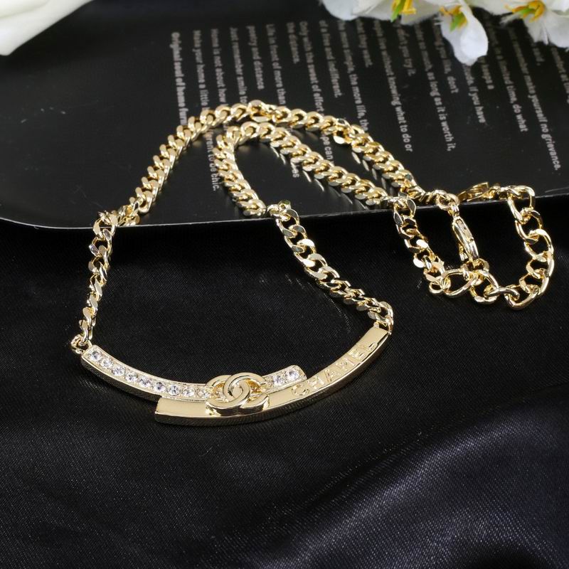 Chanel Necklace 08yxq71 (3)