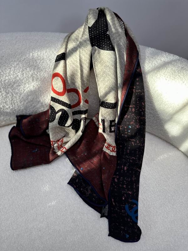 Chanel Scarf 135X135cm E10 (5)