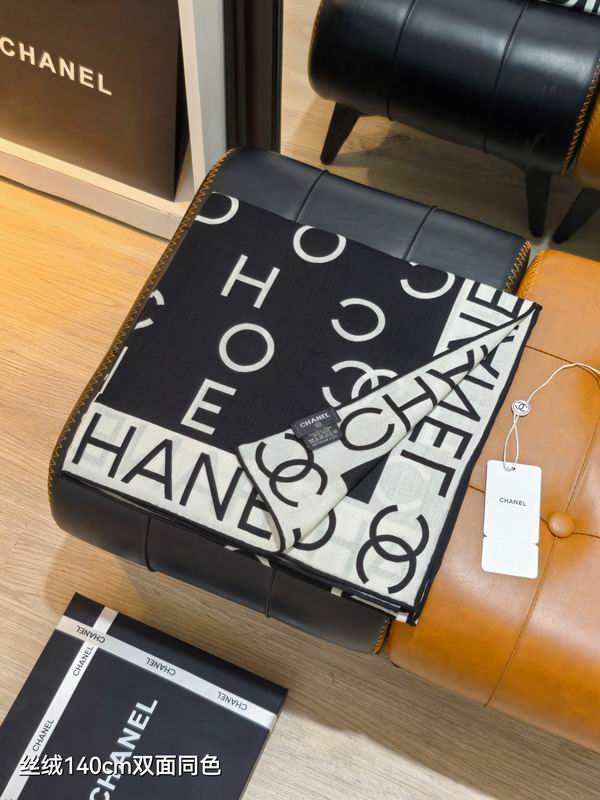 Chanel Scarf 140X140cm 70%羊绒30%真丝 E03 (10)