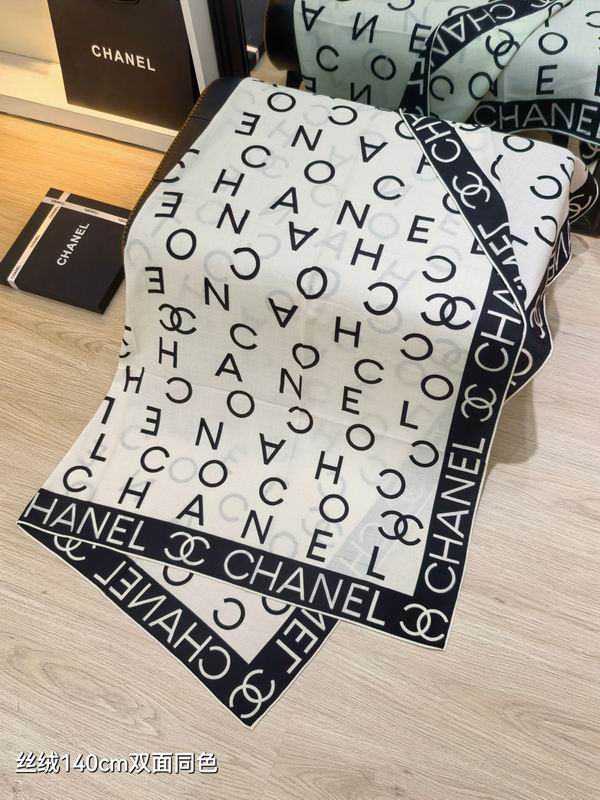 Chanel Scarf 140X140cm 70%羊绒30%真丝 E03 (3)