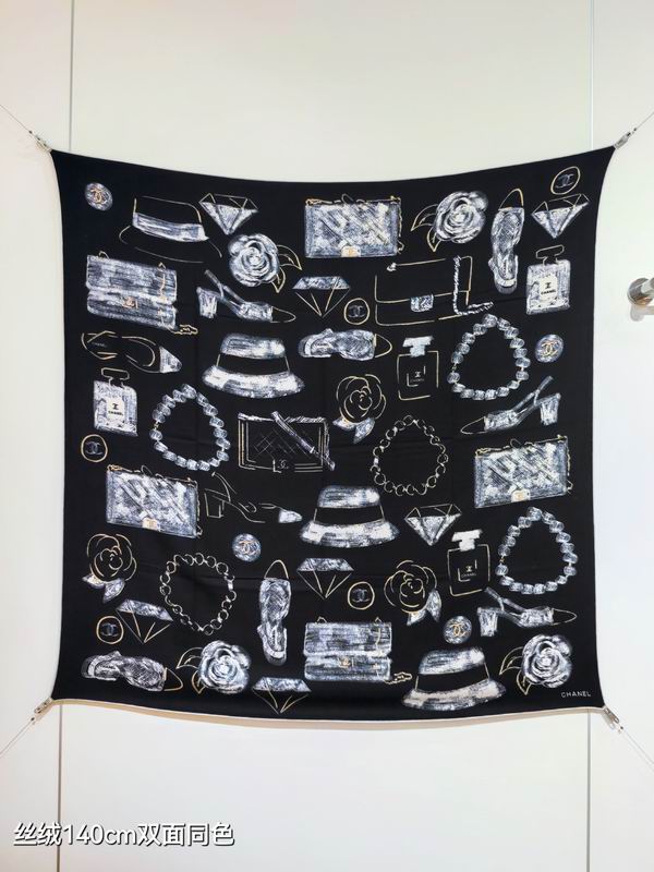 Chanel Scarf 140X140cm 70%羊绒30%真丝 E17 (1)