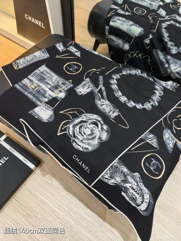 Chanel Scarf 140X140cm 70%羊绒30%真丝 E17 (4)