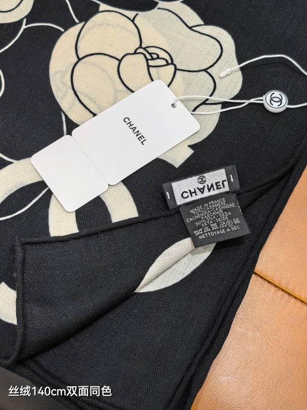 Chanel Scarf 140X140cm 70%羊绒30%真丝 E20 (3)