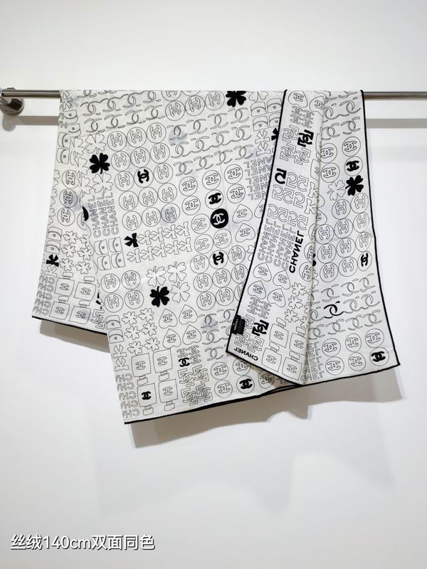 Chanel Scarf 140X140cm 70%羊绒30%真丝 E40 (14)