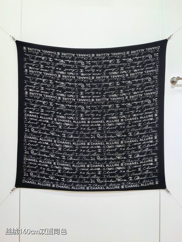 Chanel Scarf 140X140cm 70%羊绒30%真丝 E41 (1)