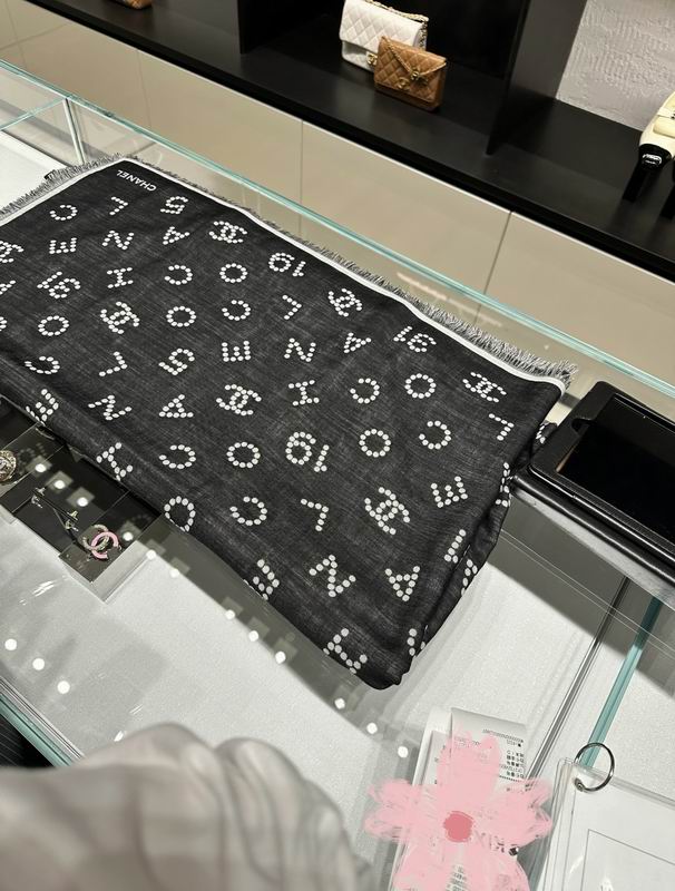 Chanel Scarf 140X140cm E06 (4)