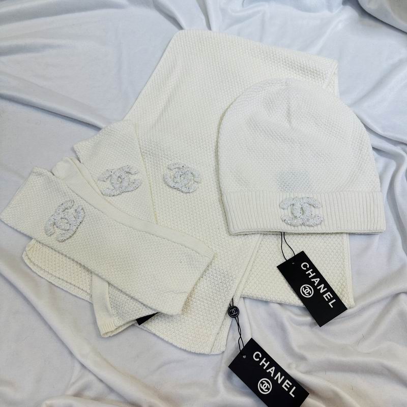 Chanel Scarf hat Gloves  (149)
