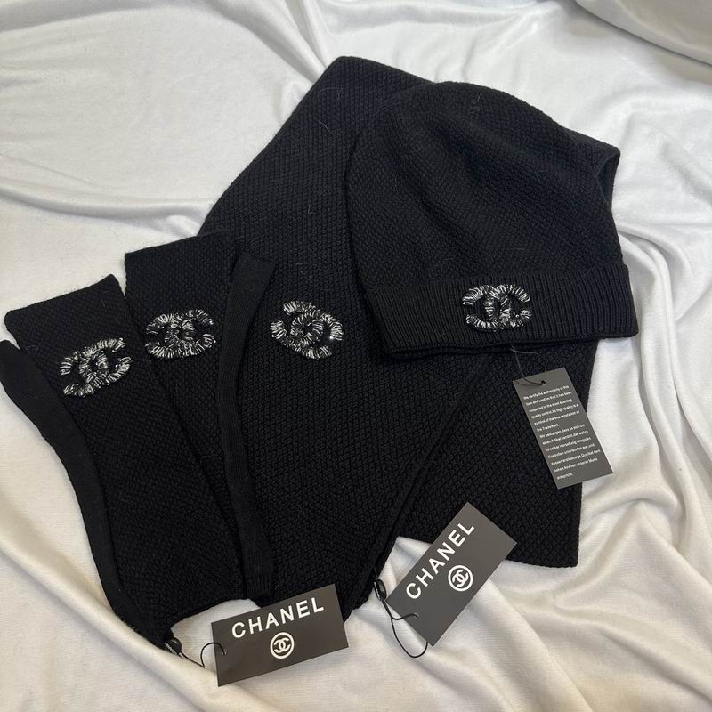 Chanel Scarf hat Gloves  (150)