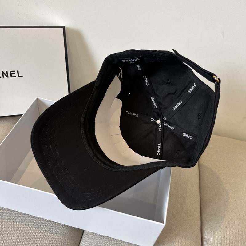 Chanel cap dx (1081)