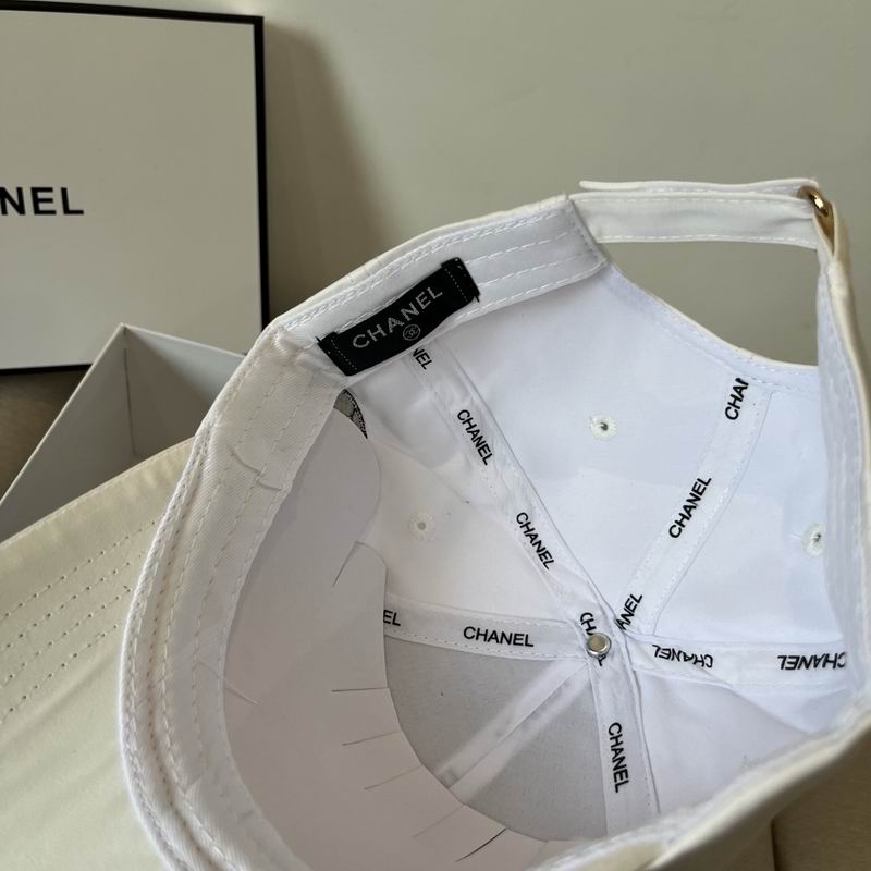 Chanel cap dx (1090)