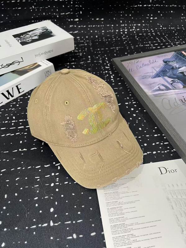 Chanel cap dx (703)
