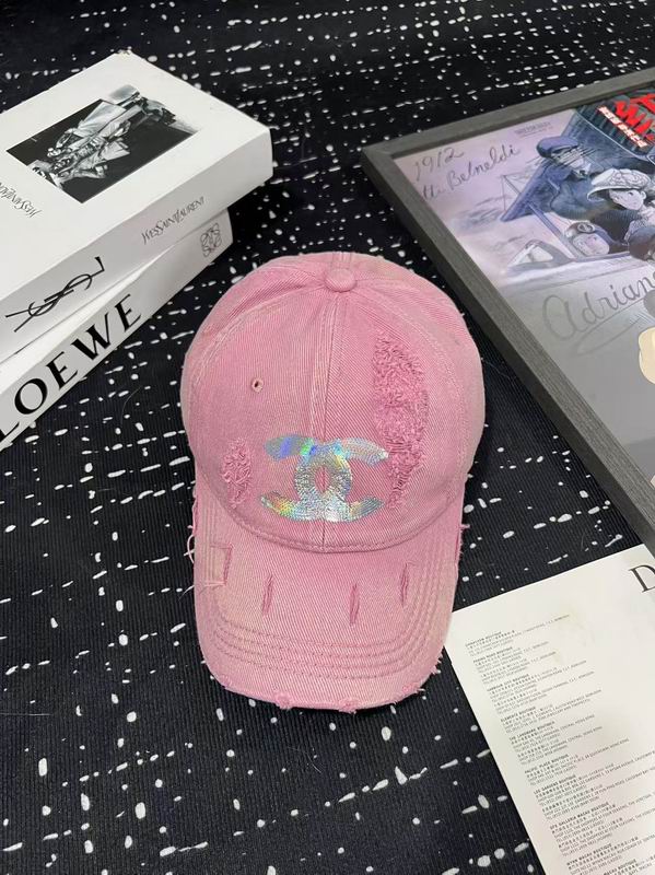 Chanel cap dx (704)