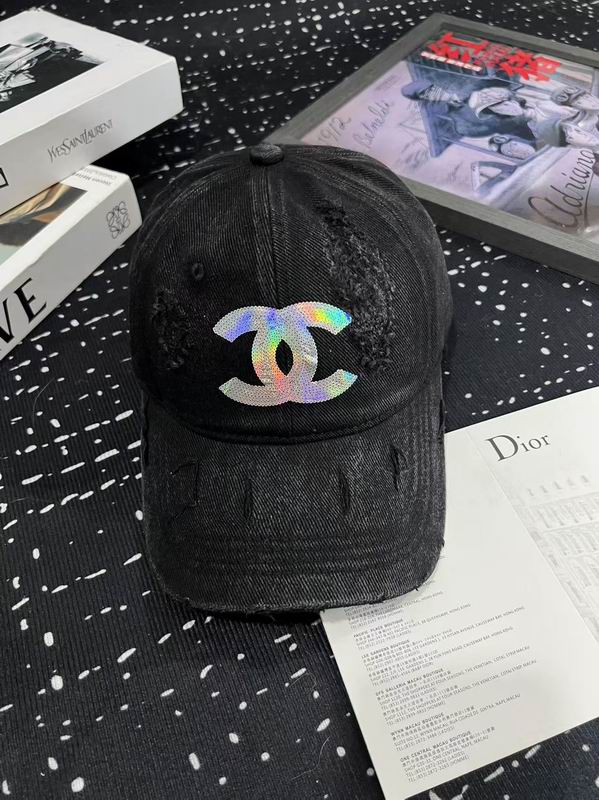 Chanel cap dx (713)