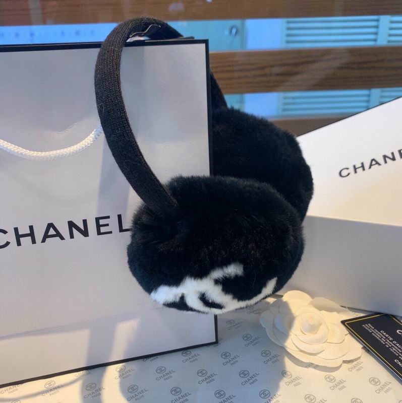 Chanel earmuff (11)