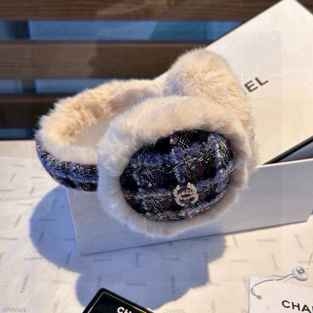 Chanel earmuff (11)