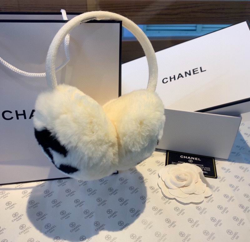 Chanel earmuff (16)