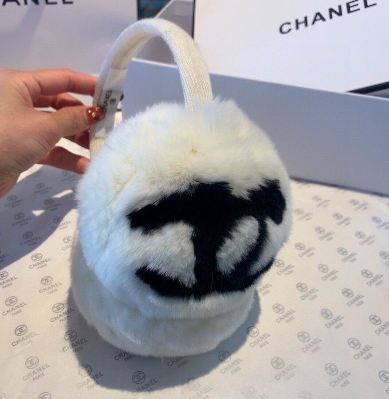 Chanel earmuff (17)