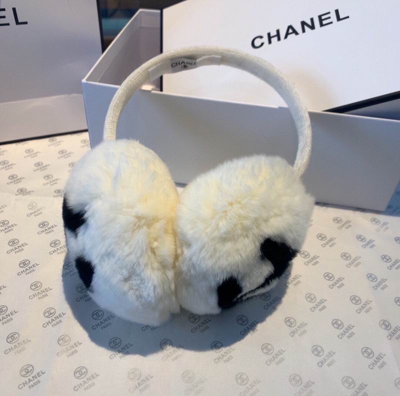 Chanel earmuff (18)