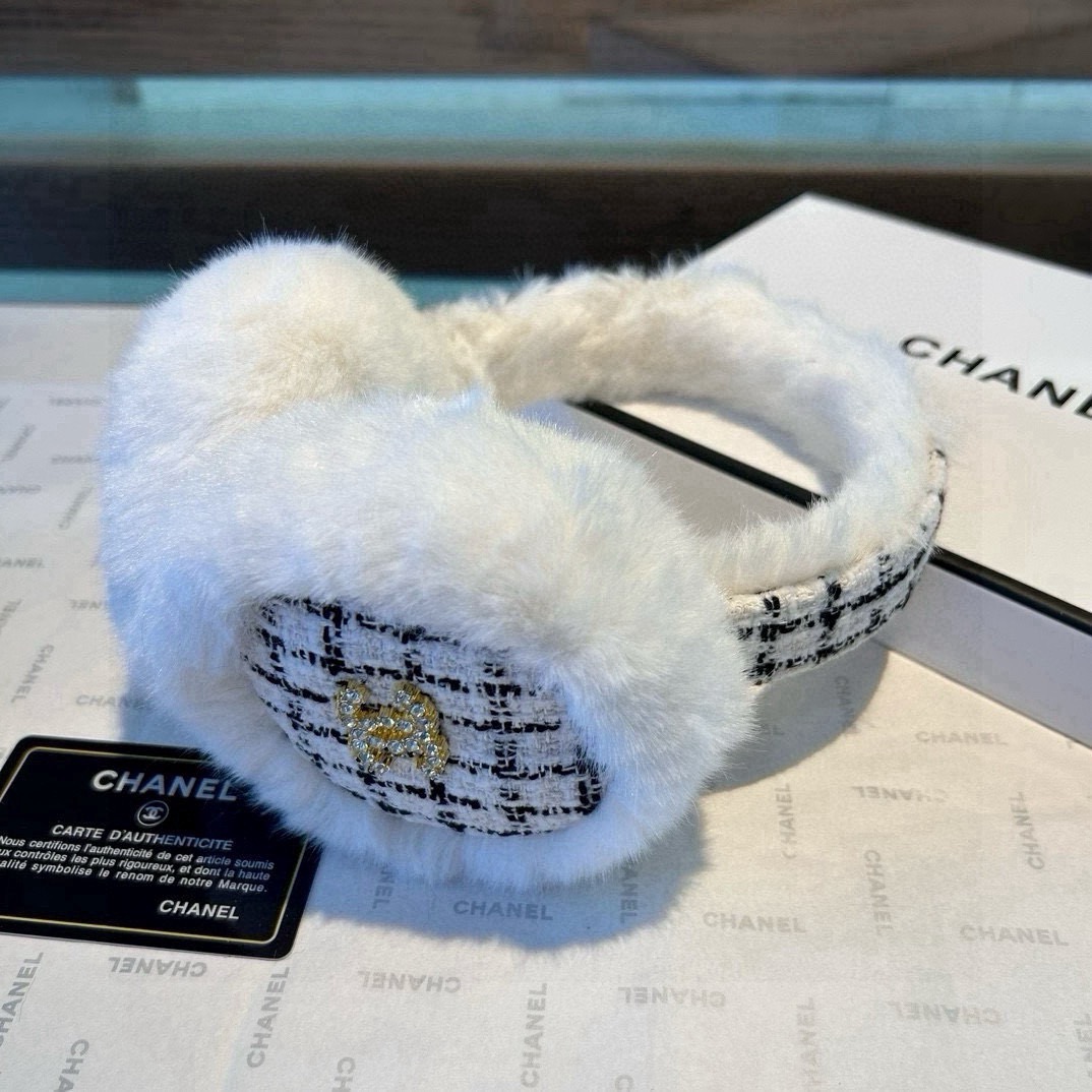 Chanel earmuff (28)