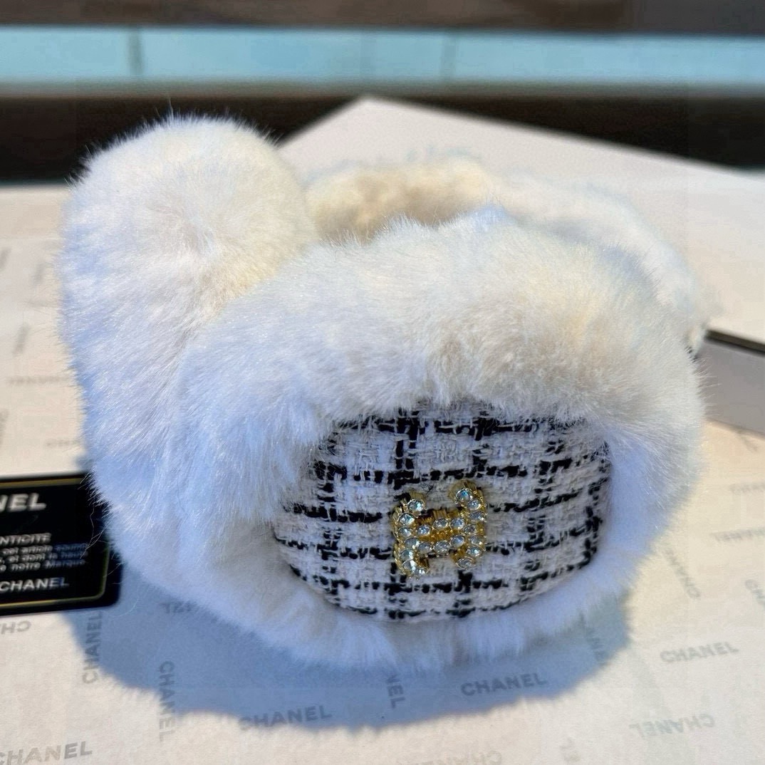 Chanel earmuff (29)