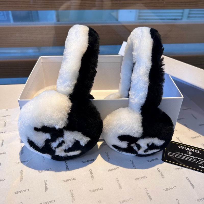 Chanel earmuff (3)