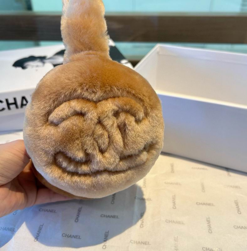Chanel earmuff (30)
