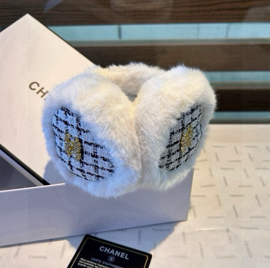 Chanel earmuff (30)