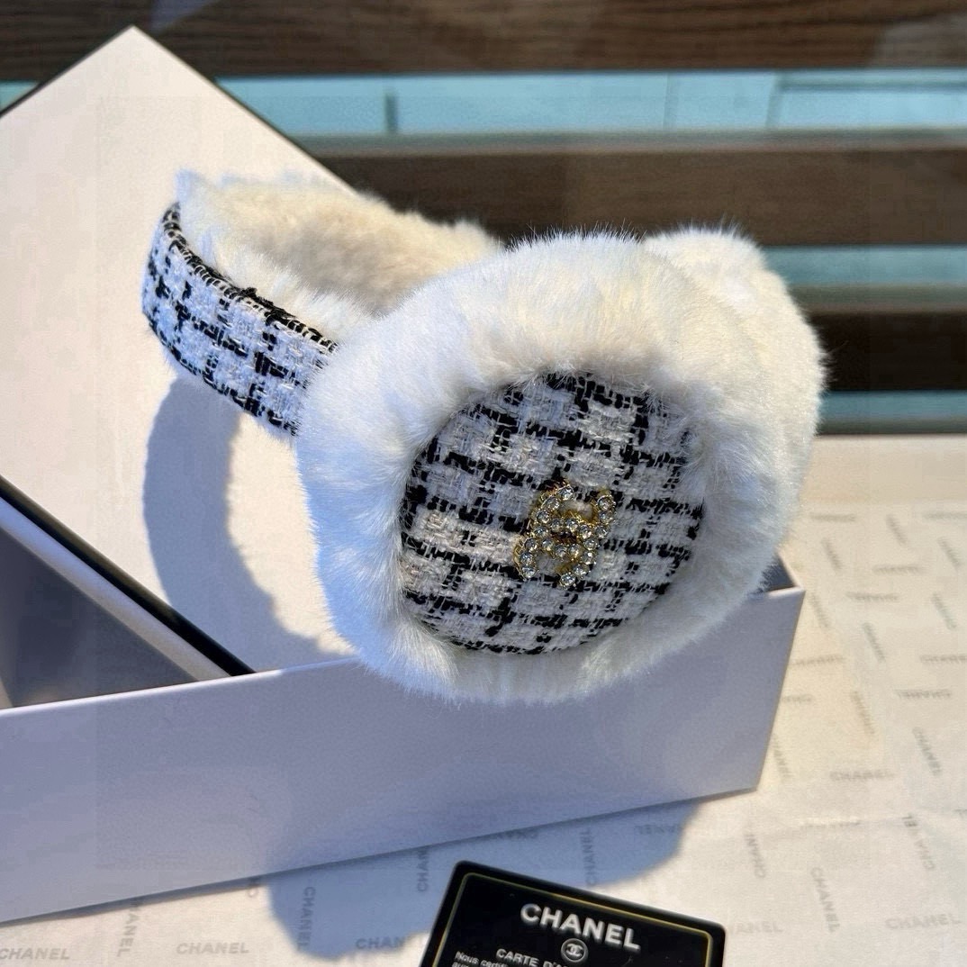 Chanel earmuff (31)