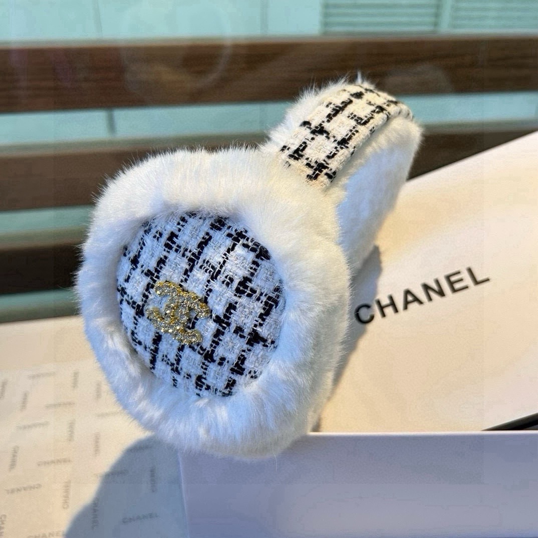 Chanel earmuff (32)