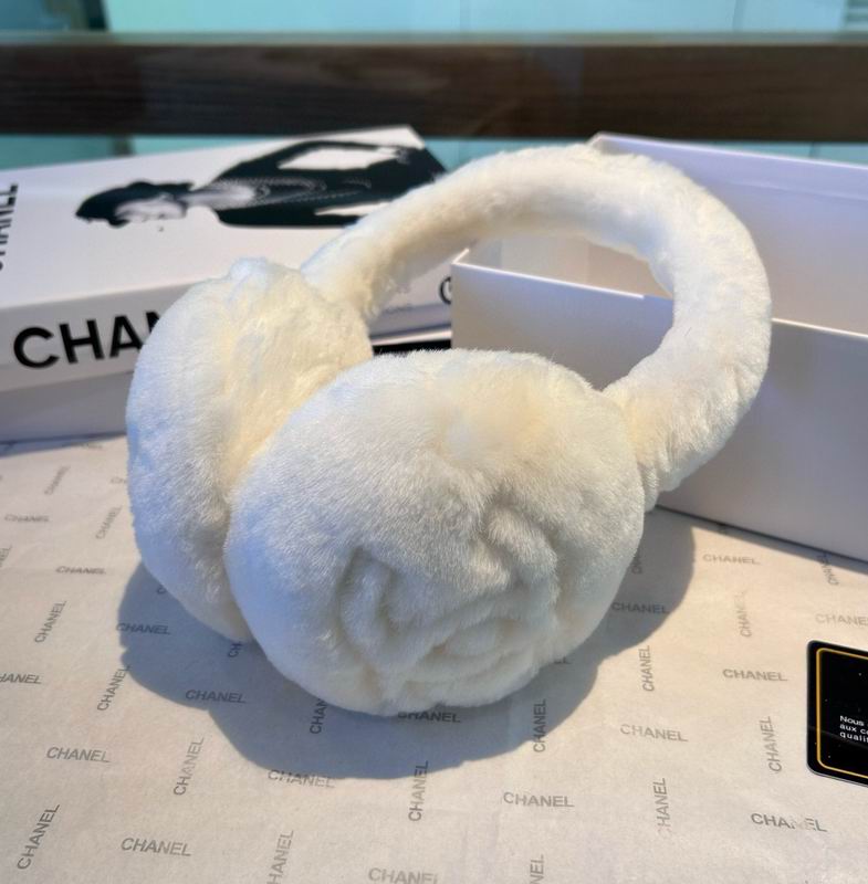 Chanel earmuff (37)