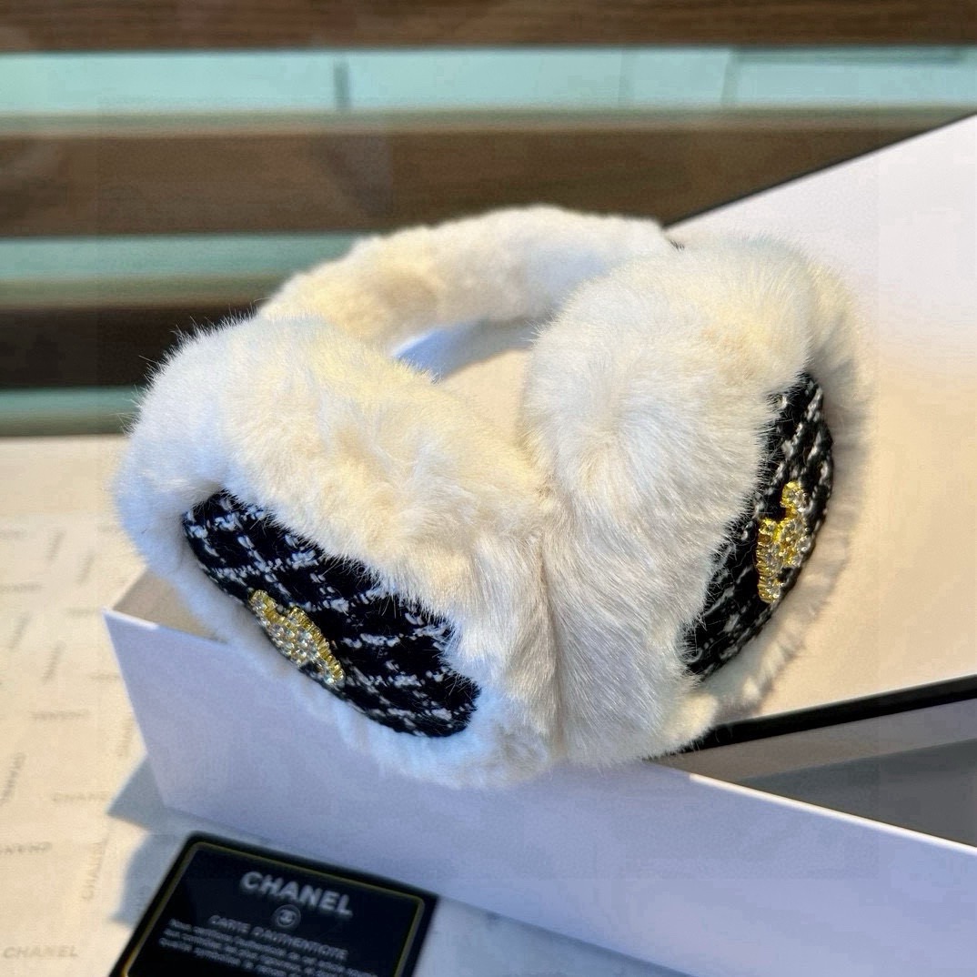 Chanel earmuff (37)
