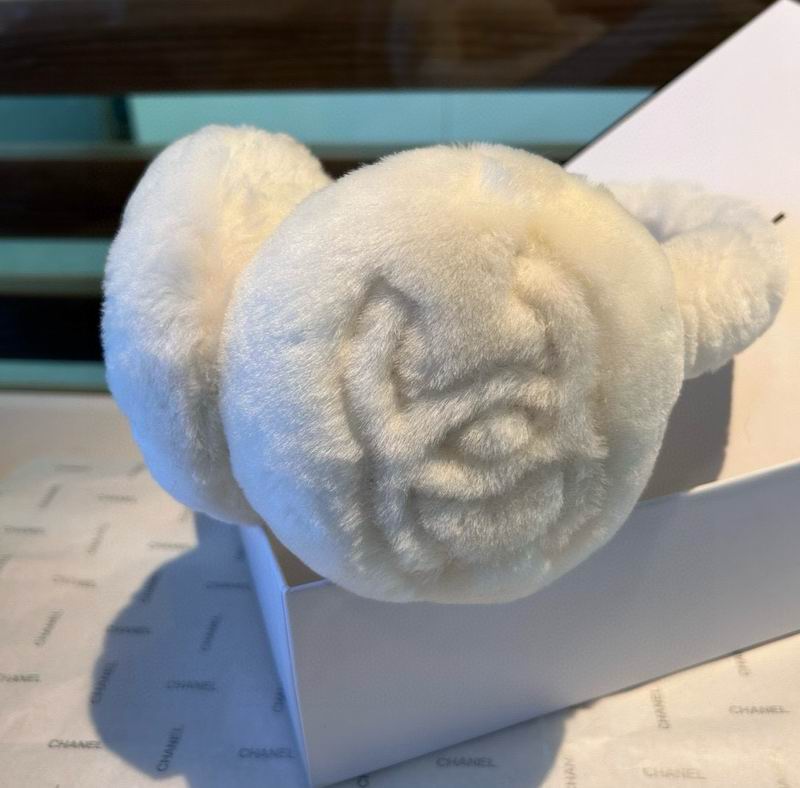 Chanel earmuff (38)