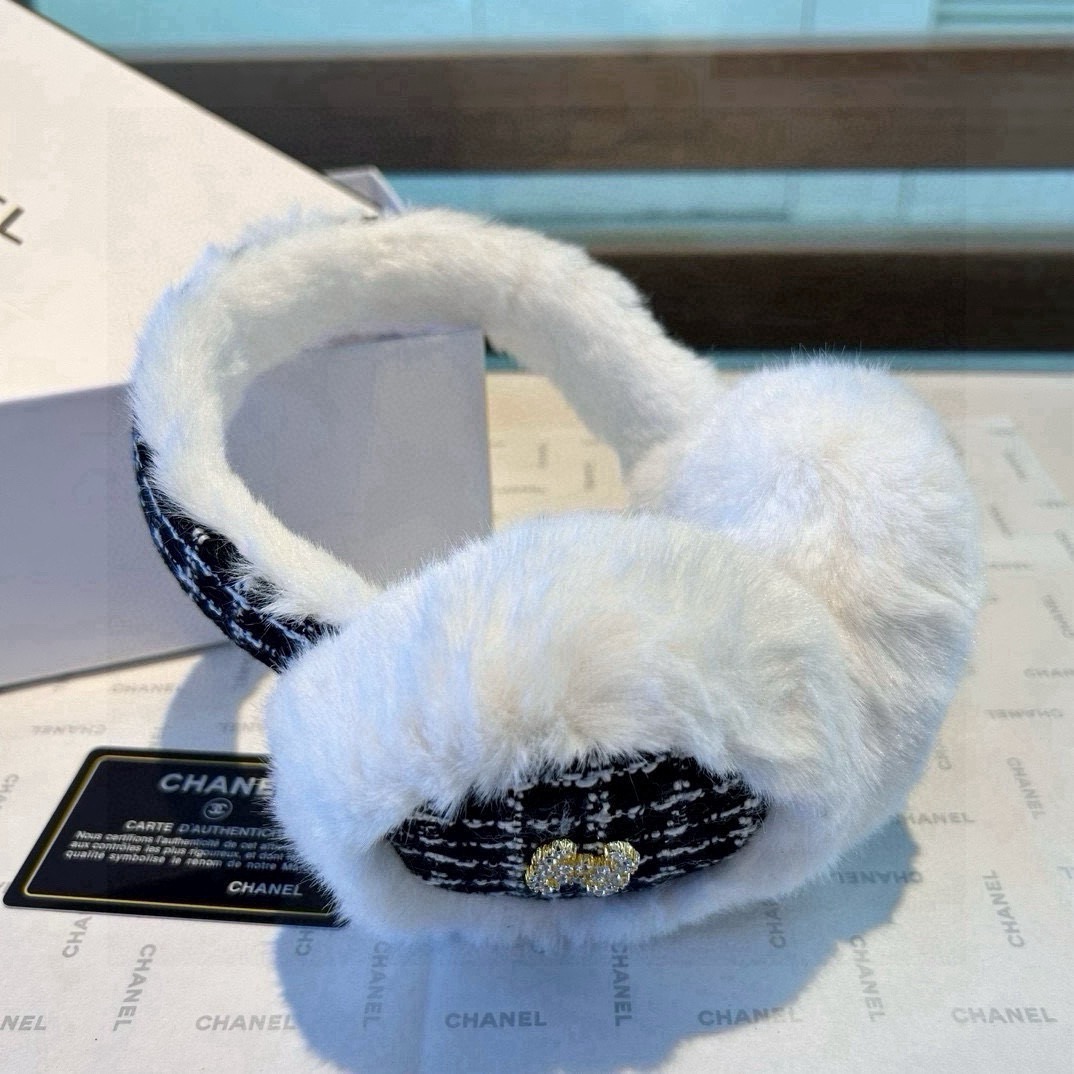 Chanel earmuff (38)