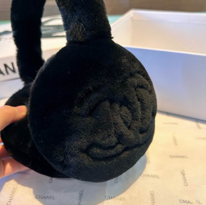 Chanel earmuff (42)