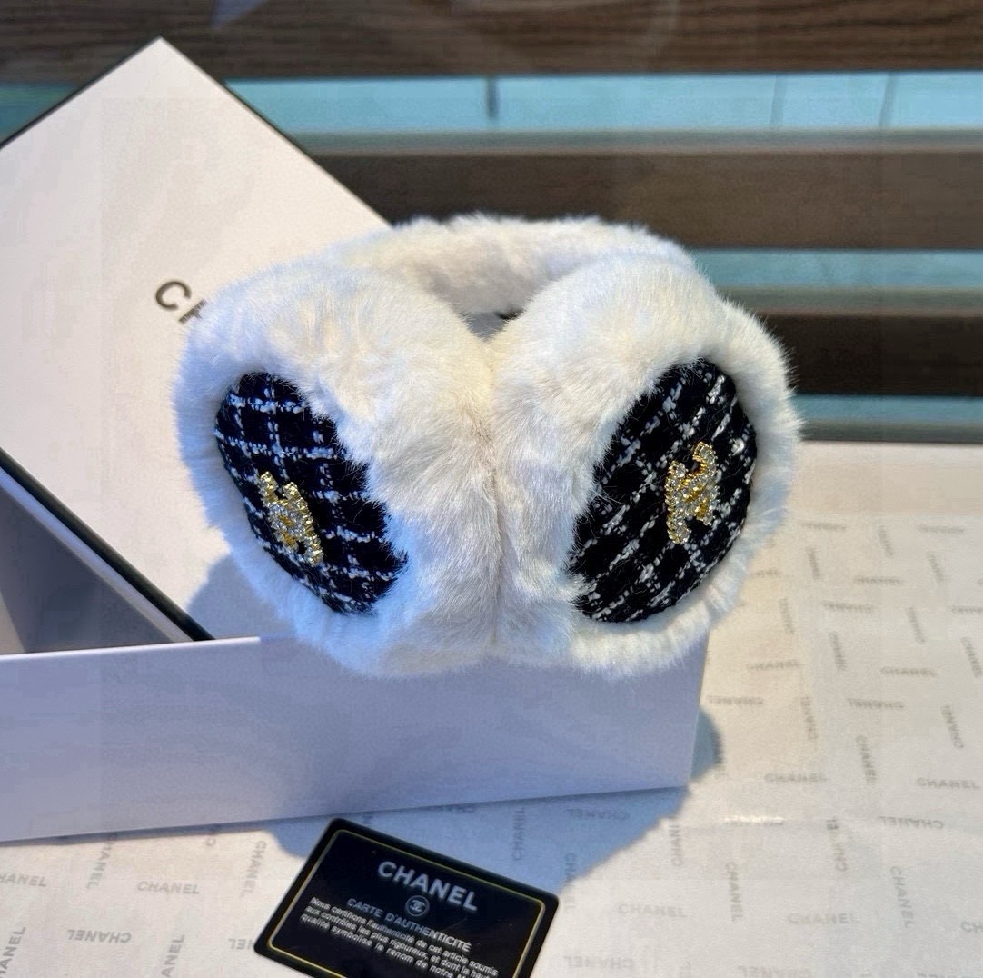 Chanel earmuff (43)