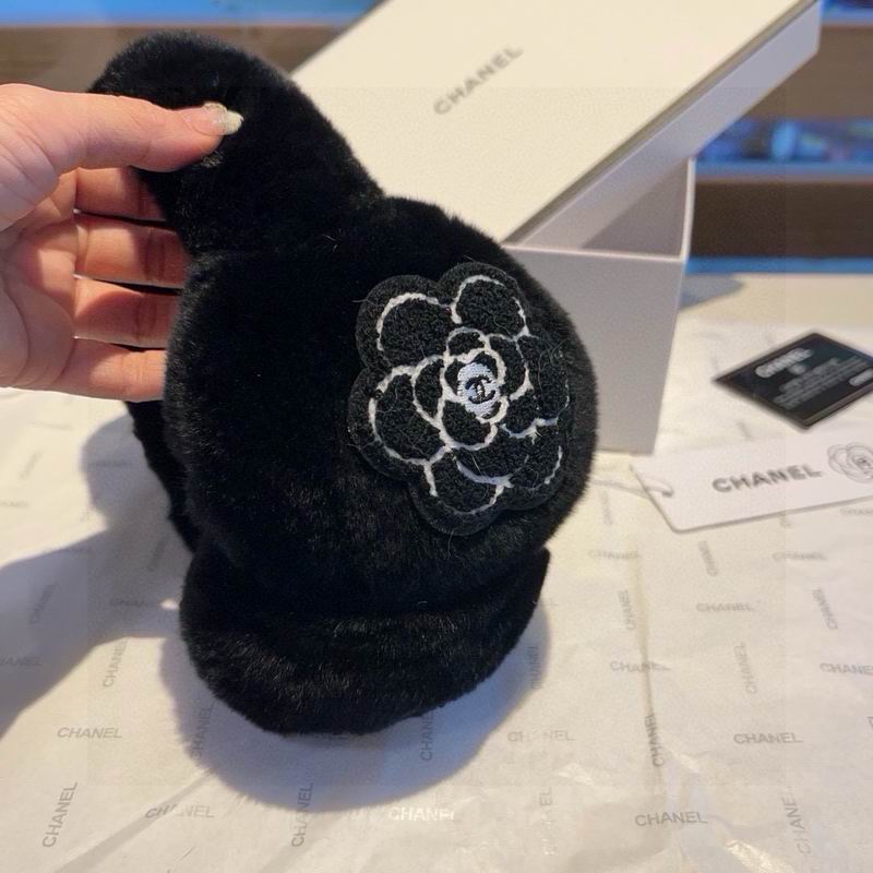 Chanel earmuff (50)