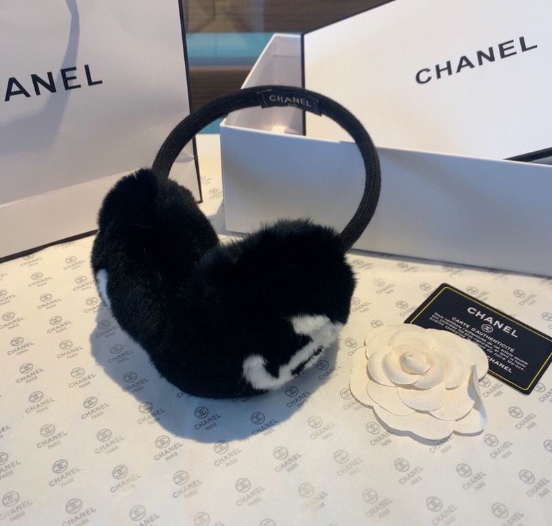 Chanel earmuff (6)