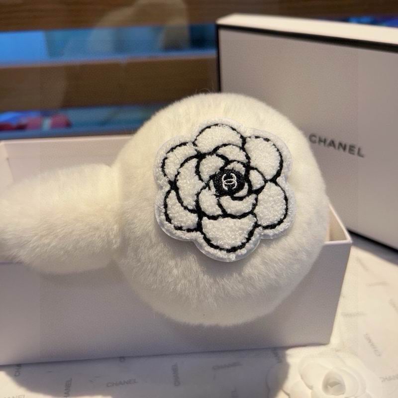 Chanel earmuff (60)